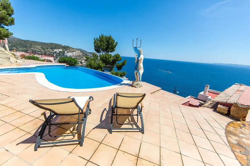 Villa Escapade Roses